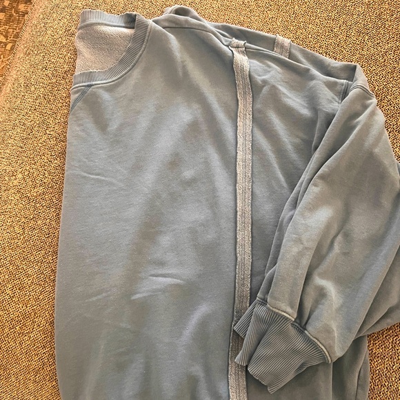 American Eagle Outfitters Sweaters - Women’s American Eagle oversized sweatshirt XL